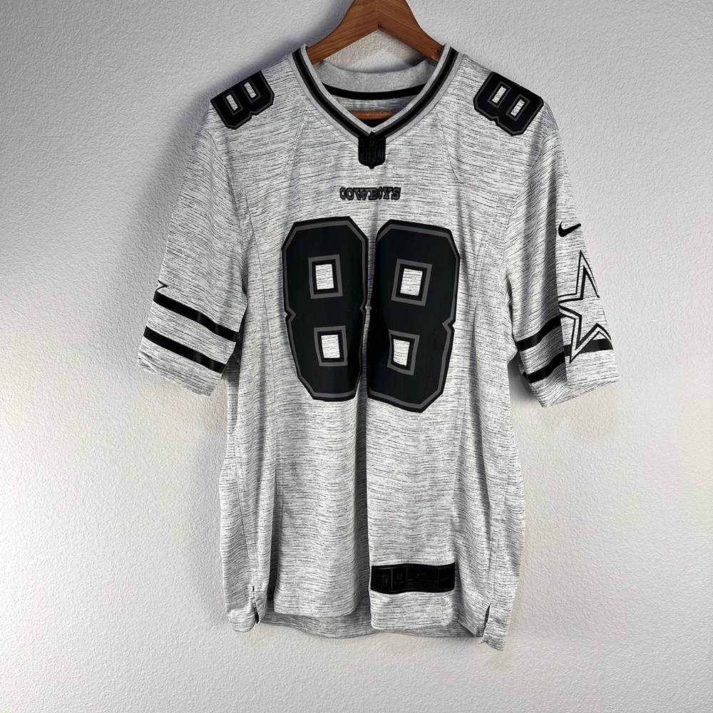 Nike Players NFL Dez Bryant Jersey Sz M